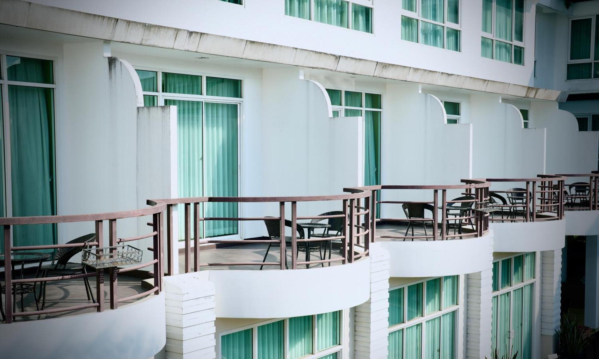 A-Te Chumphon Hotel - Sha Plus Exterior foto