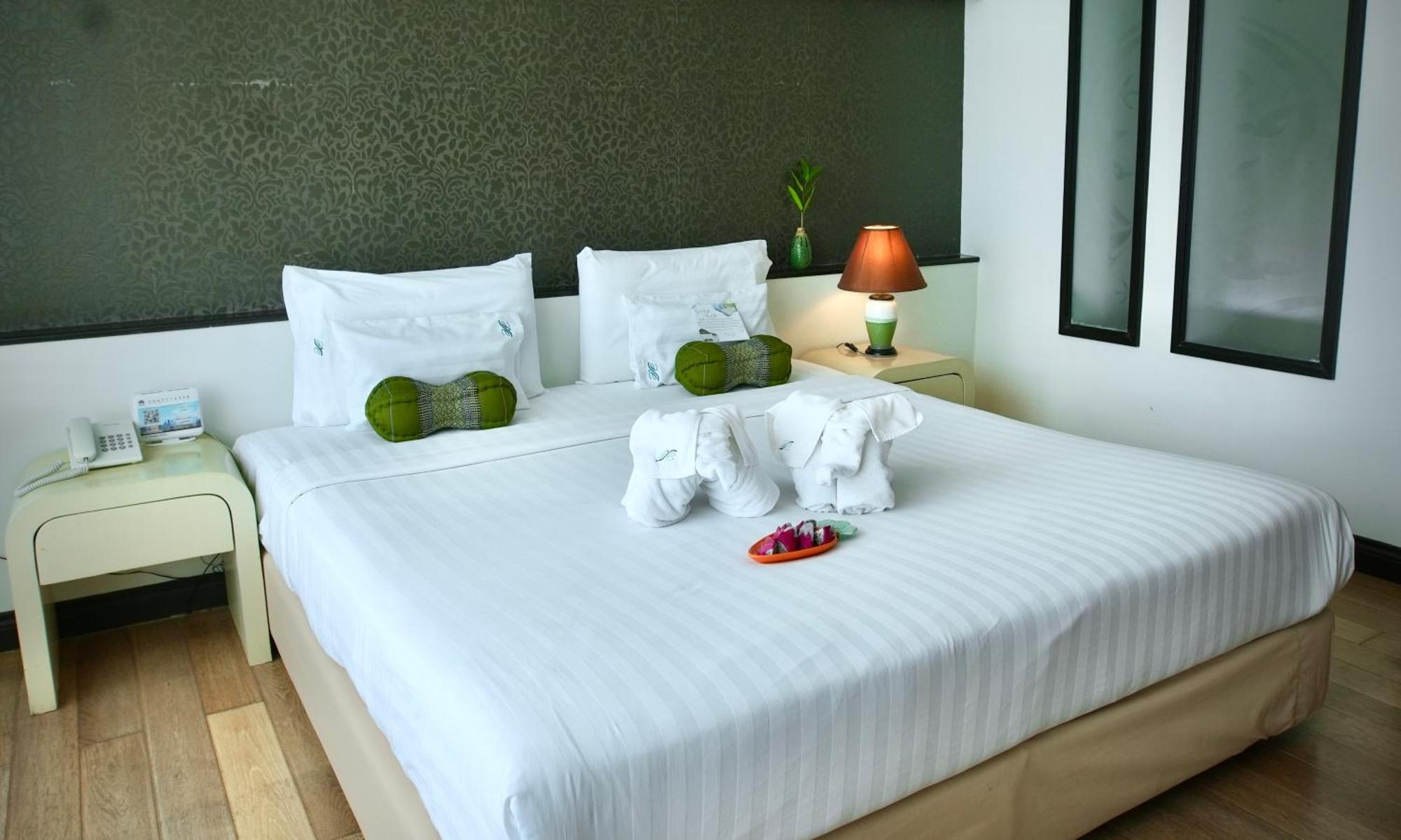 A-Te Chumphon Hotel - Sha Plus Exterior foto